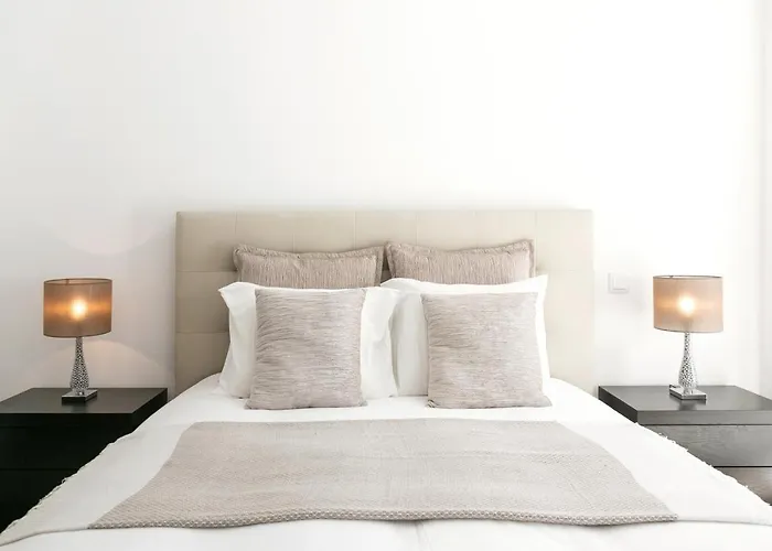 Apartamento Caminho Da *